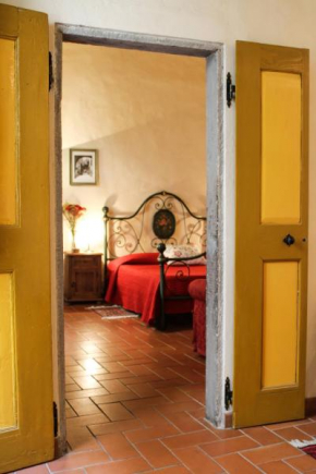 Typical Florentine Apartment in Oltrarno 10 min walking from Ponte Vecchio, Florence
